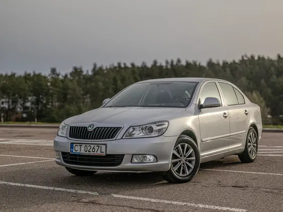 wielkopolskie Skoda Octavia cena 22500 przebieg: 281155, rok produkcji 2010 z Gdynia